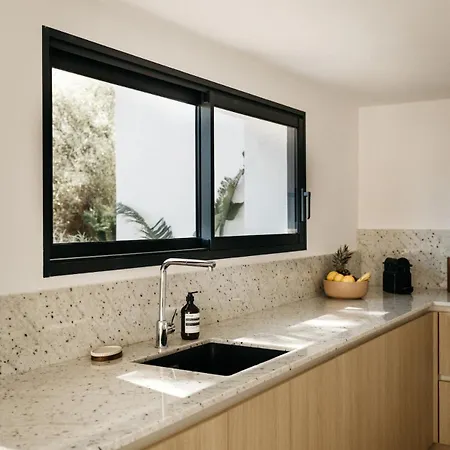 Spacious With Pool Close To The Beaches Saint-Raphael (Var)